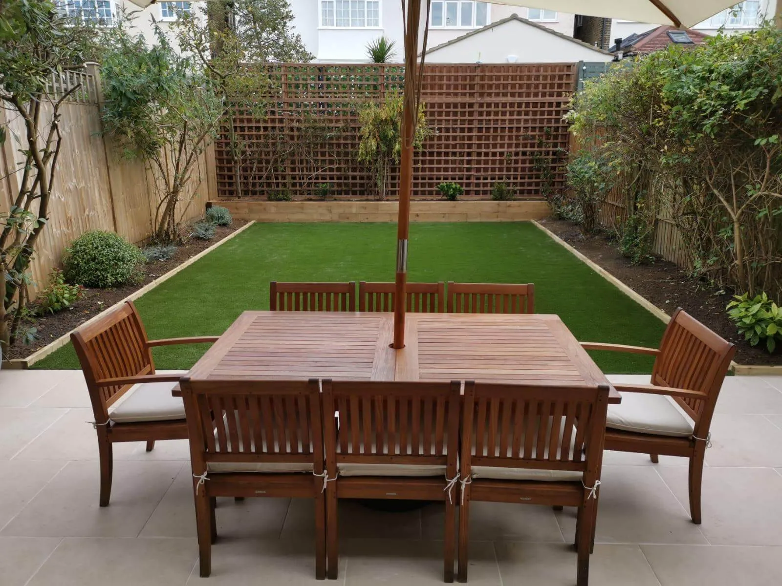 patio table and chairs